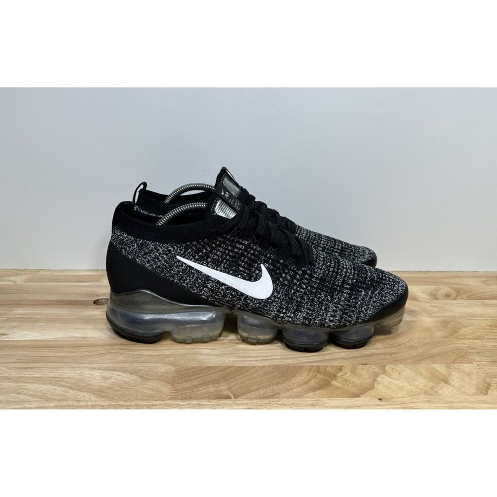 Nike Air VaporMax Flyknit 3 Oreo Running Shoes Men's Size 11 Sneaker AJ6900 002